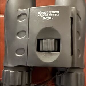 Bass Pro Shops 10x26 Black Binoculars